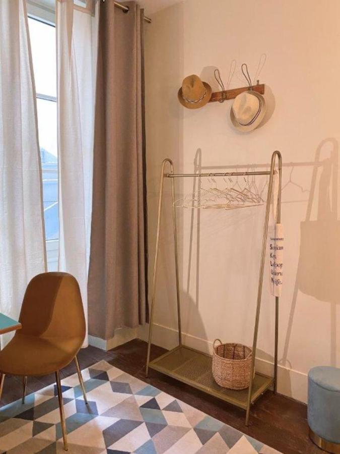 Les Fresques De Leon Apartment Tournus Luaran gambar